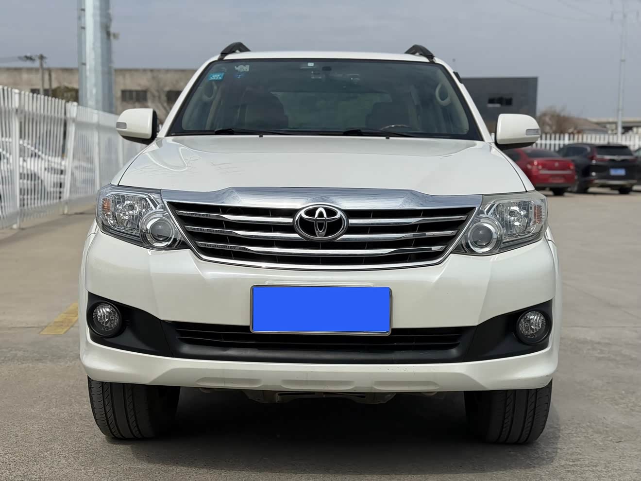 Toyota Fortuner 2017 汽车图片 