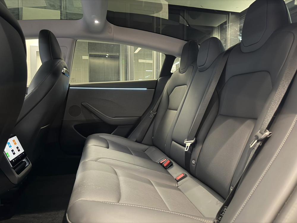 Tesla Model 3 2025 صورة سيارة #23