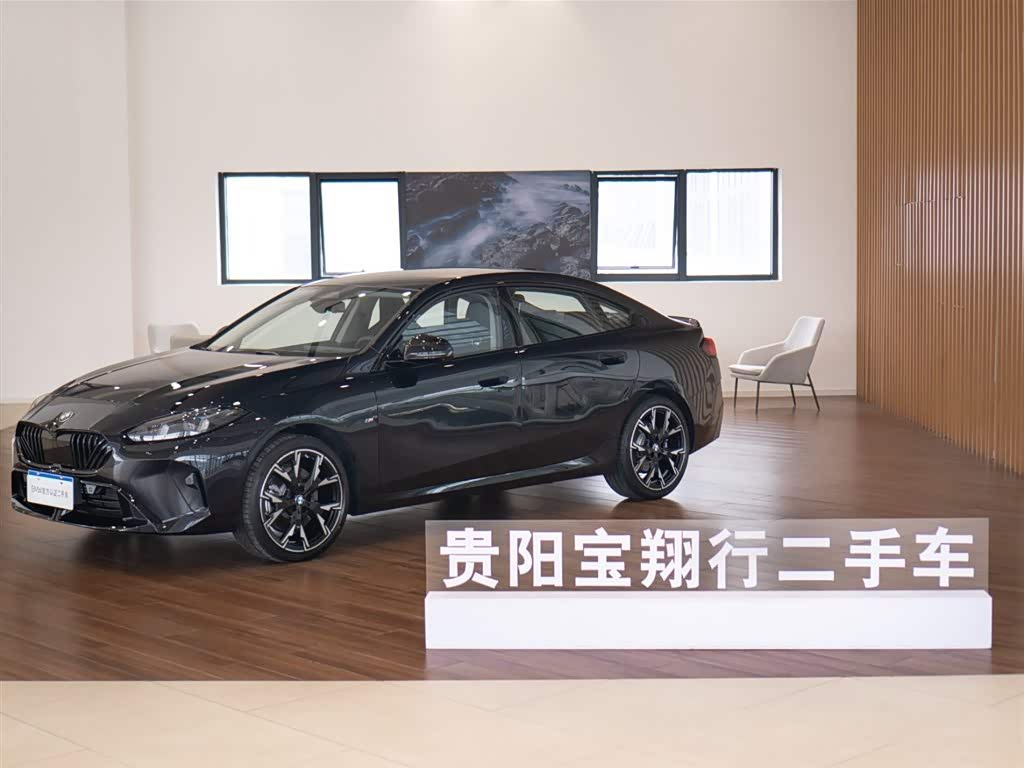 BMW 2 Series 2026 صورة سيارة 