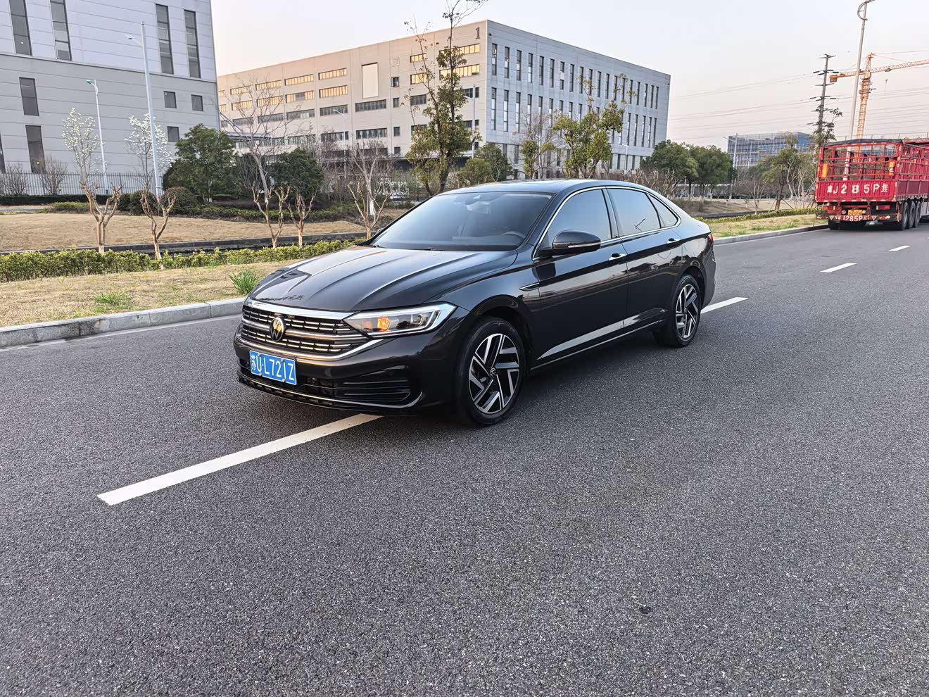 Volkswagen Sagitar 2023 صورة سيارة 