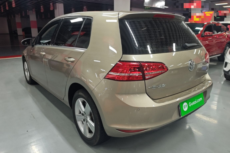 Volkswagen Golf 2015 car image #5