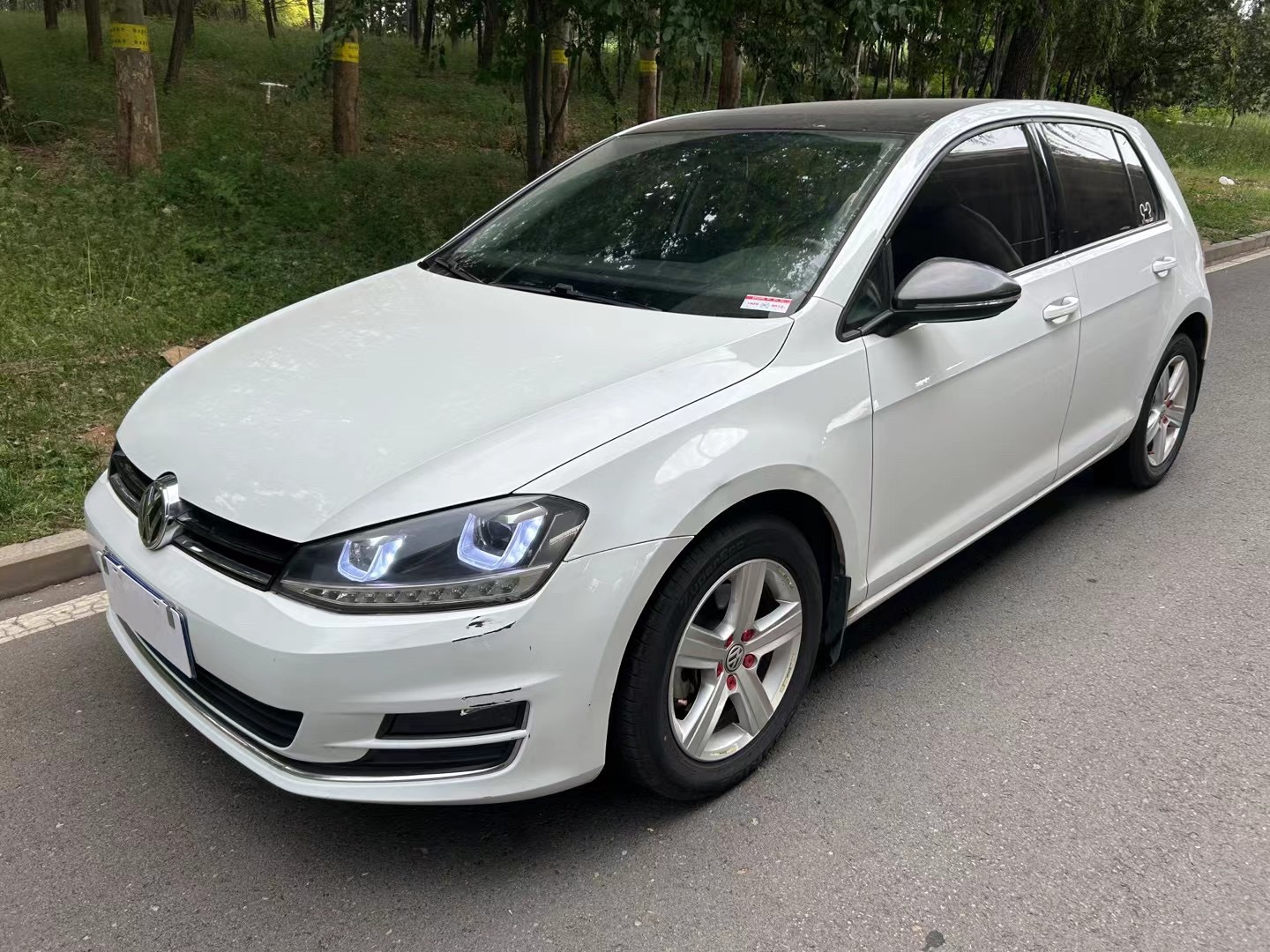 2015 2015 car image