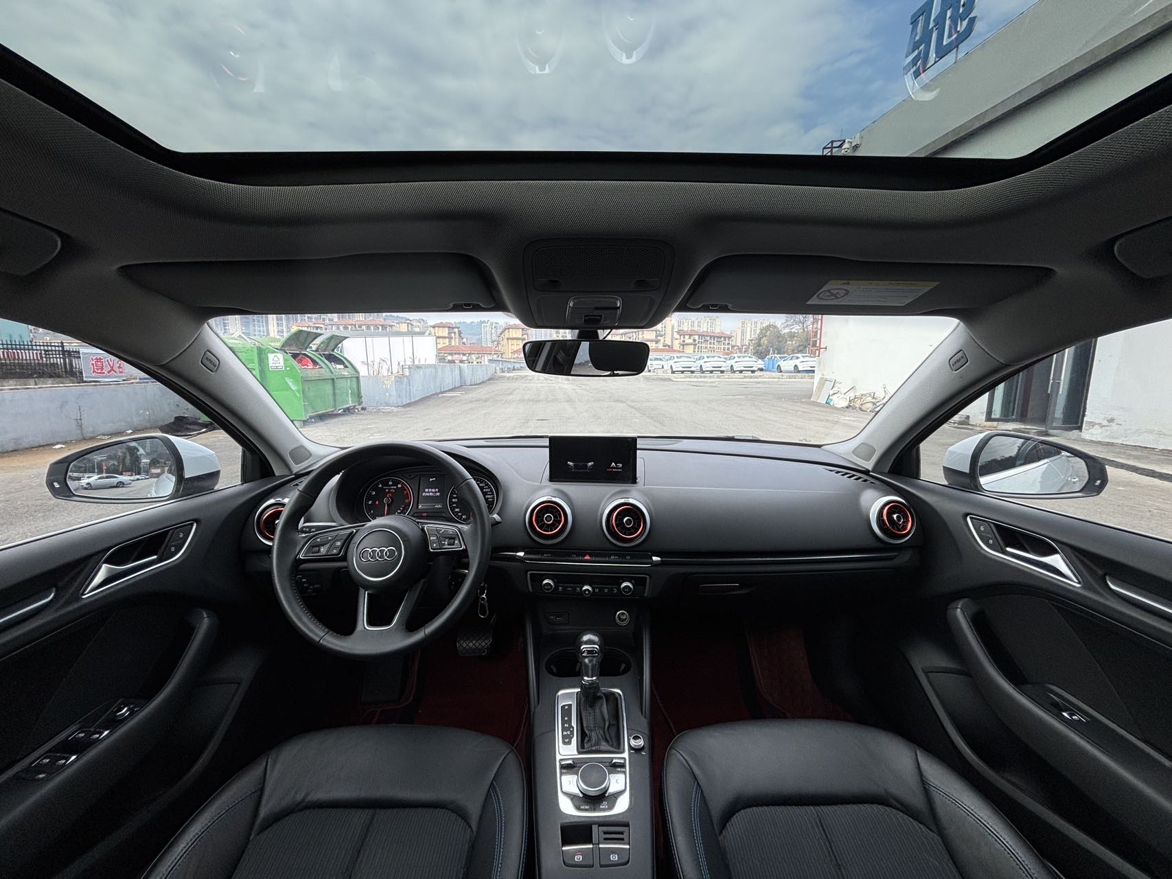 Audi A3 2019 car image #4