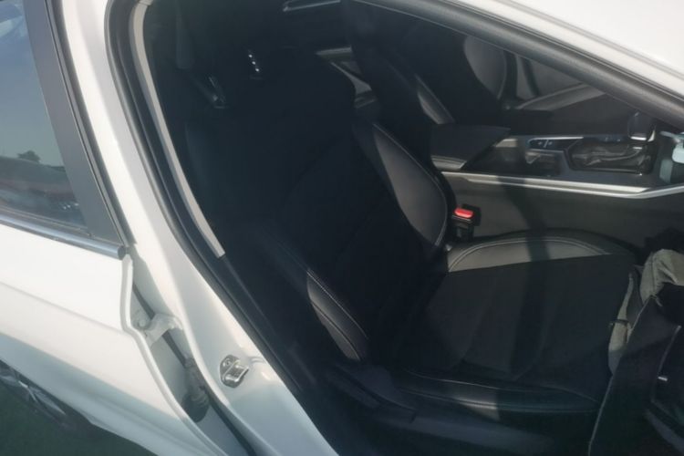 GEELY Emgrand 2023 #24 GEELY Emgrand 2023 car image #24