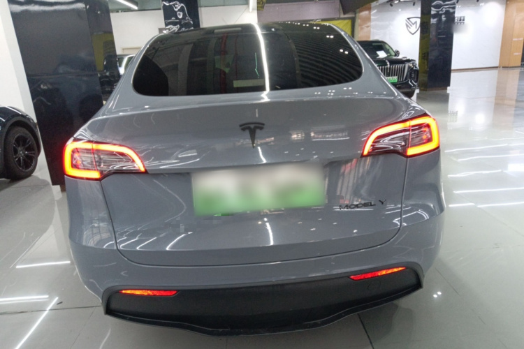 Tesla Model Y 2022 #6 Tesla Model Y 2022 immagine di auto #6