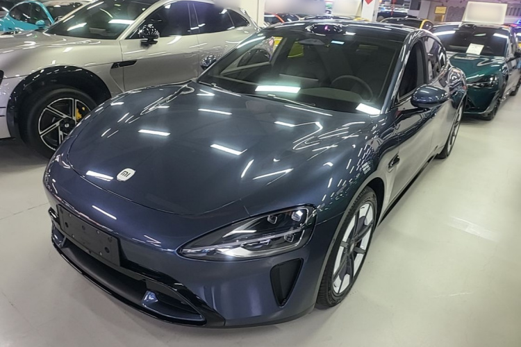 MI SU7 2025 car image #2