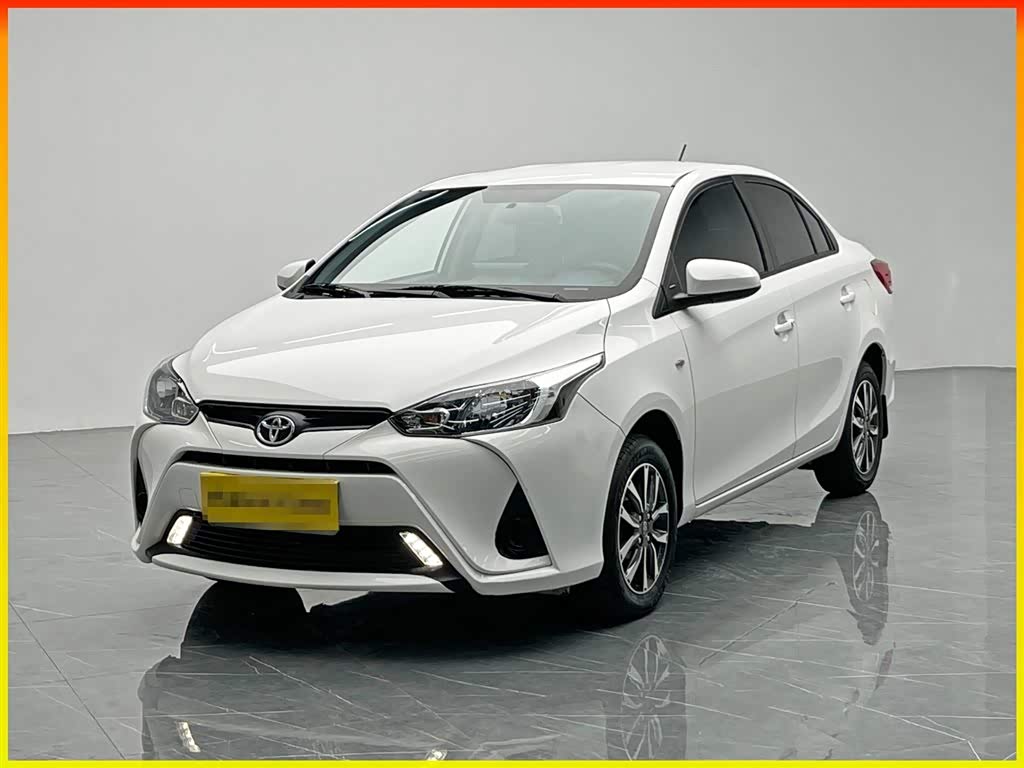Toyota Yaris L Zhixiang 2022 immagine di auto 