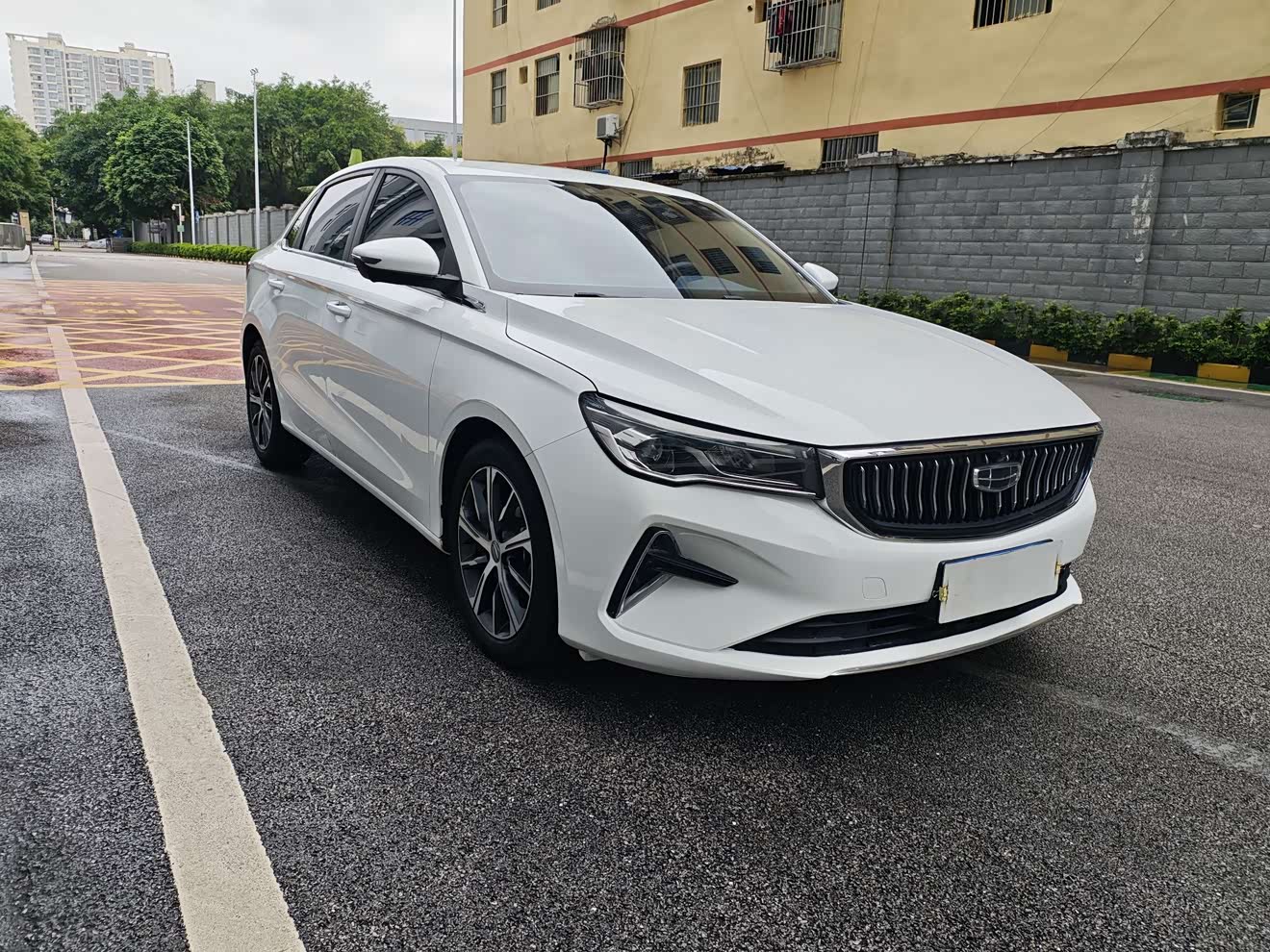 Emgrand 2022 car image 