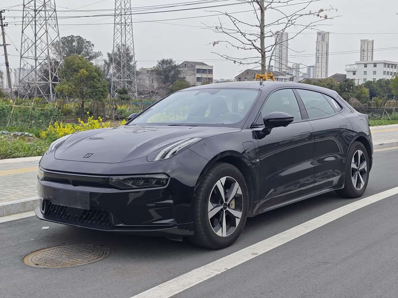 Zeekr 001 2025 汽车图片 