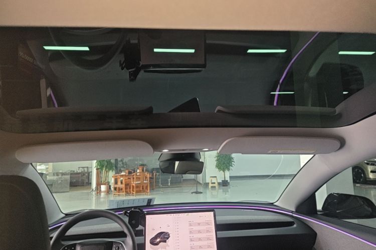 Tesla Model 3 2024 #18 Tesla Model 3 2024 car image #18