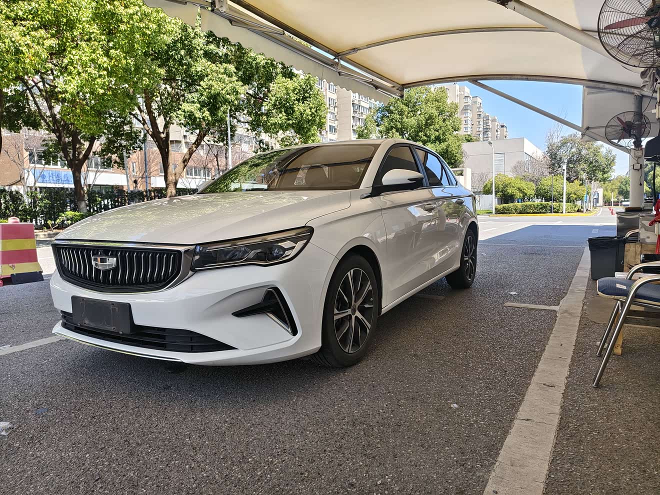 GEELY Emgrand 2022 car image 