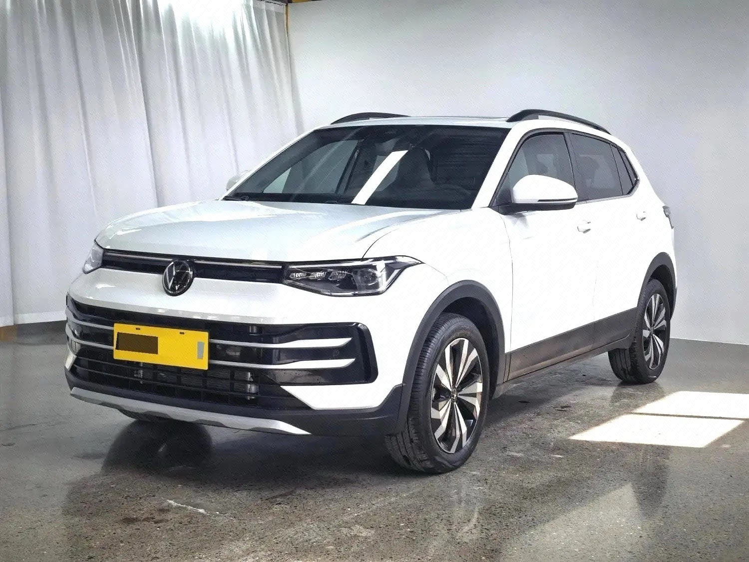 Volkswagen Tharu 2025 car image 