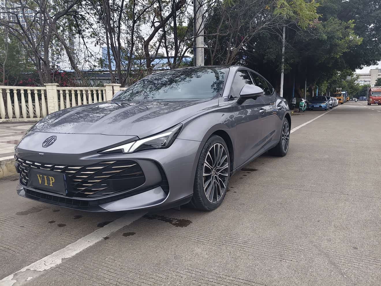 MG 7 2023 immagine di auto 