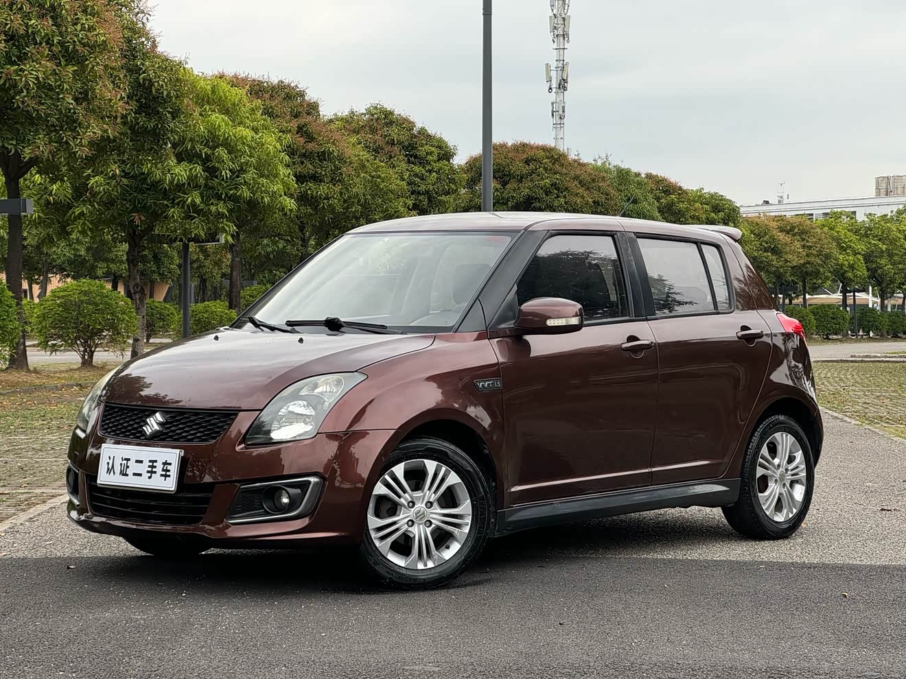 Suzuki Swift 2016 汽车图片 