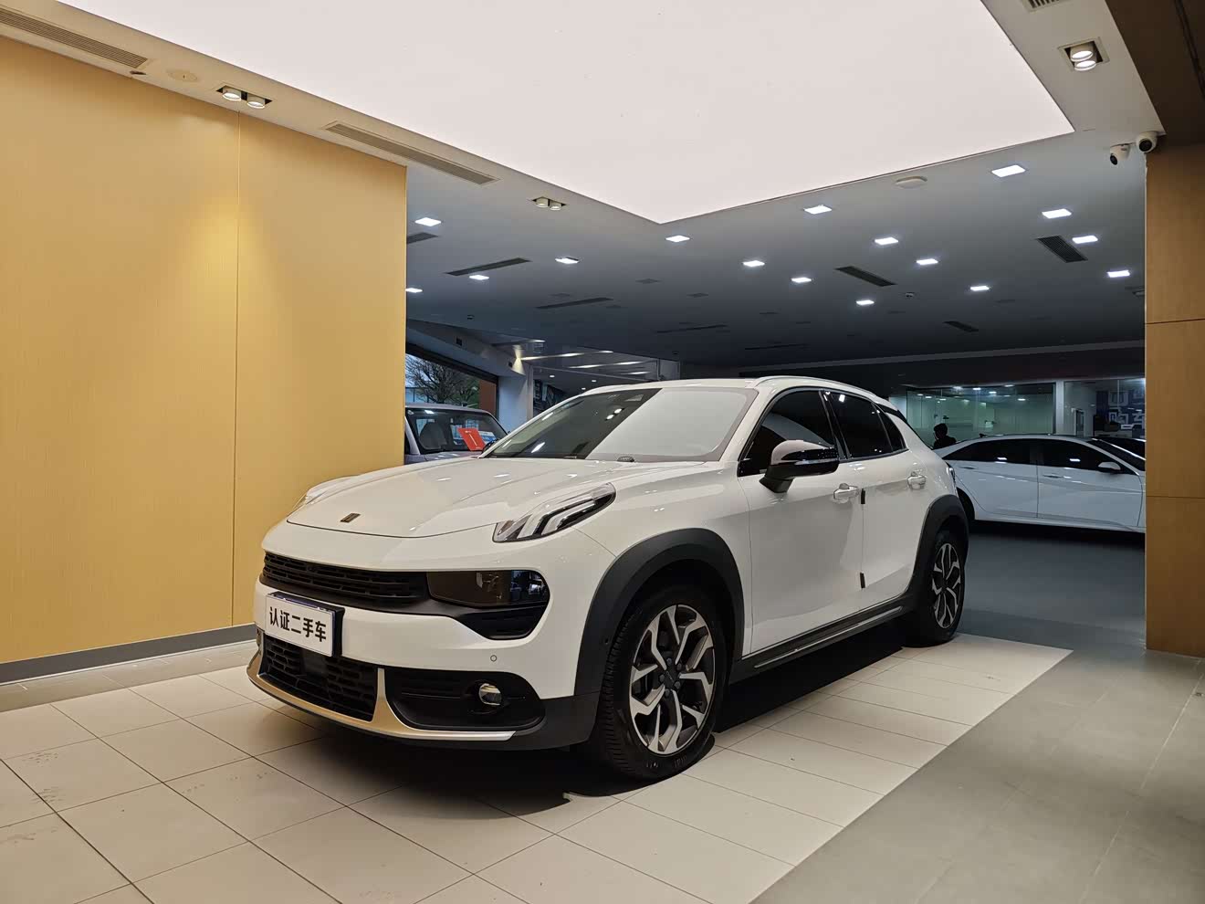 Lynk & Co 02 2019 Lynk & Co 02 2019 car image
