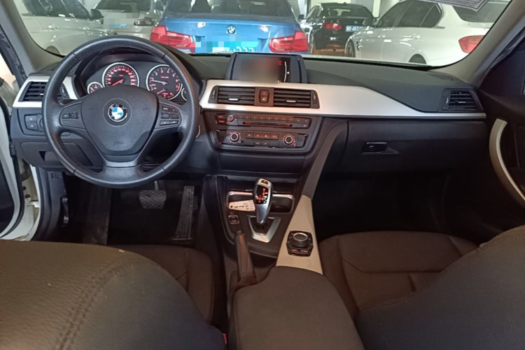 BMW 3 Series 2015 #11 BMW 3 Series 2015 car image #11