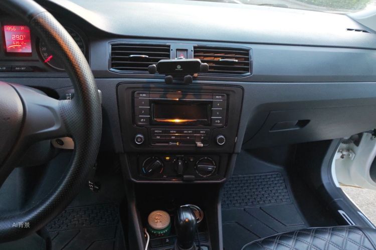 Volkswagen Santana 2022 car image #15