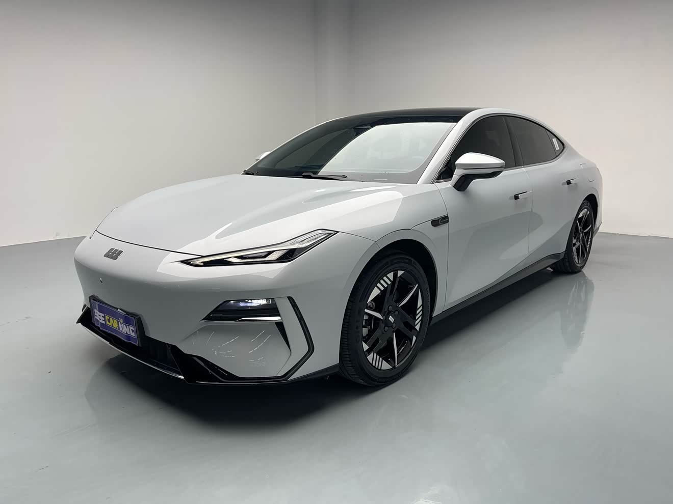 GEELY 2024 car image 