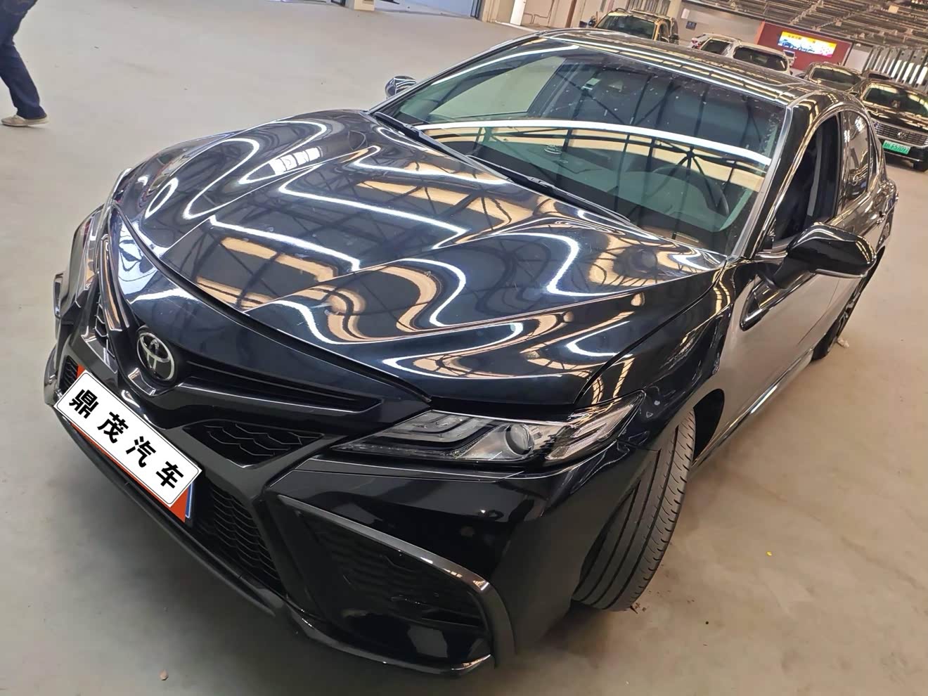 Toyota Camry 2023 immagine di auto 