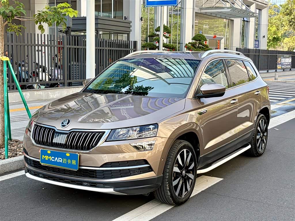 Skoda Karoq 2020 Skoda Karoq 2020 car image