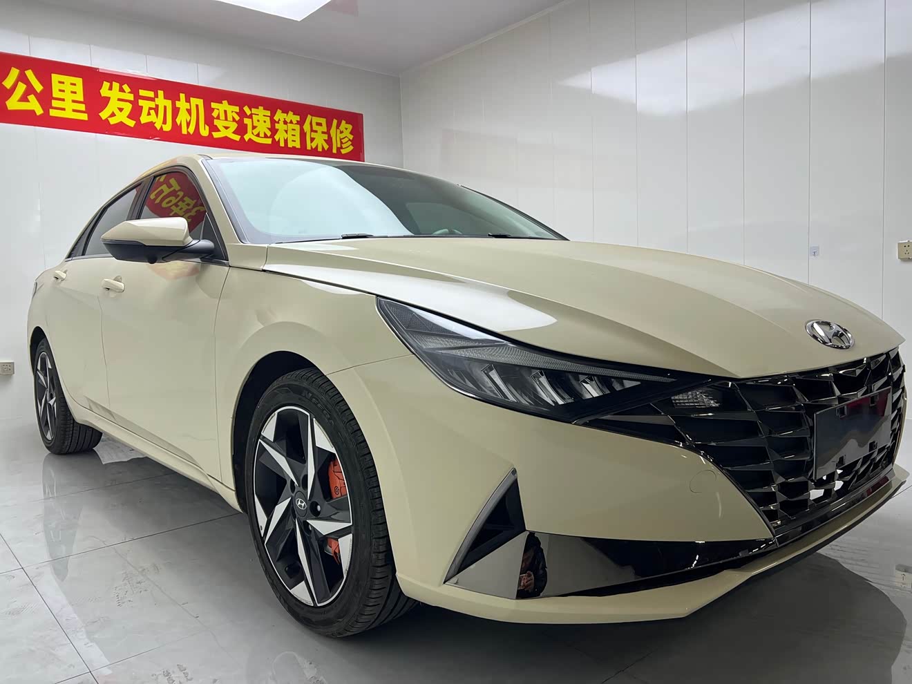 Hyundai Elantra 2021 car image 