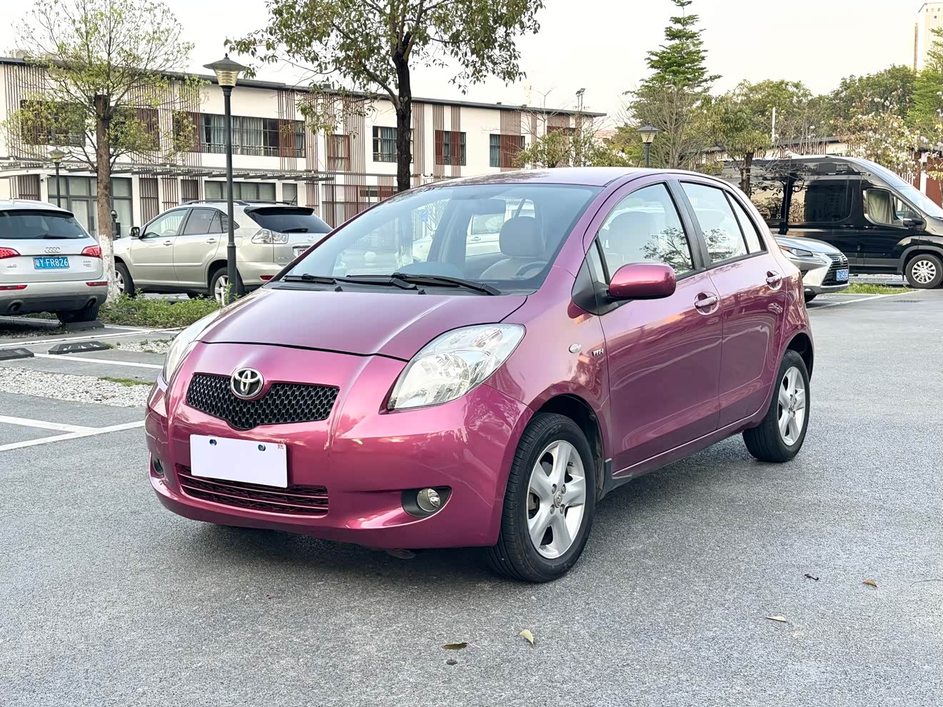 Yaris 2009 car image 