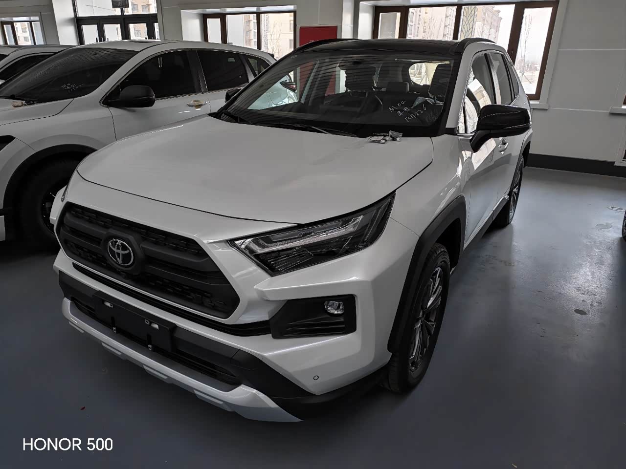 Toyota RAV4 2025 imagem de carro 