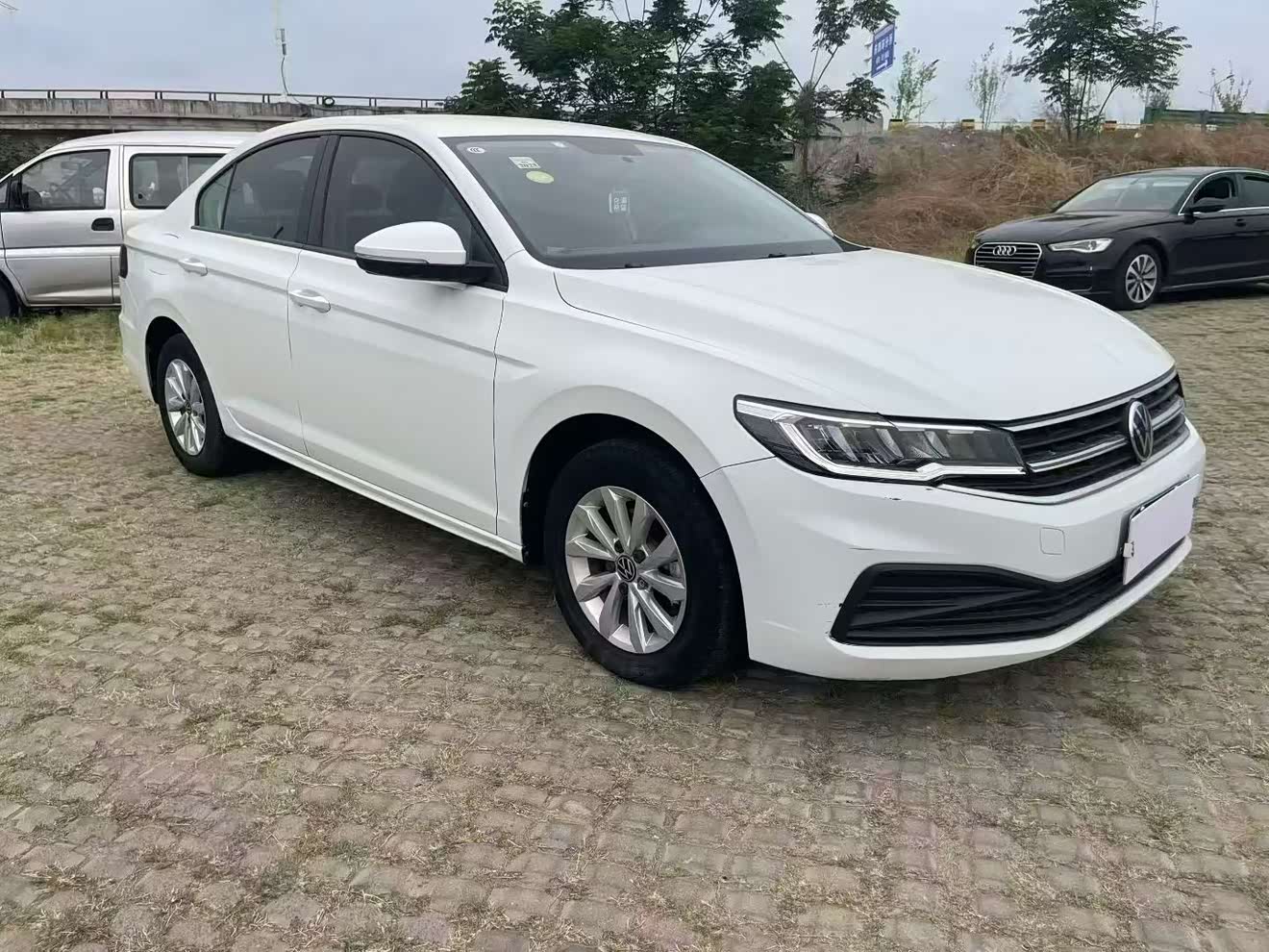 Volkswagen 2021 Volkswagen 2021 car image