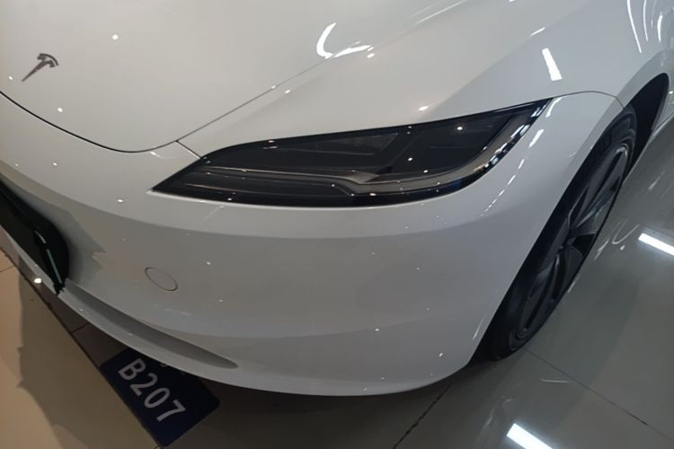 Tesla Model 3 2024 #23 Tesla Model 3 2024 car image #23