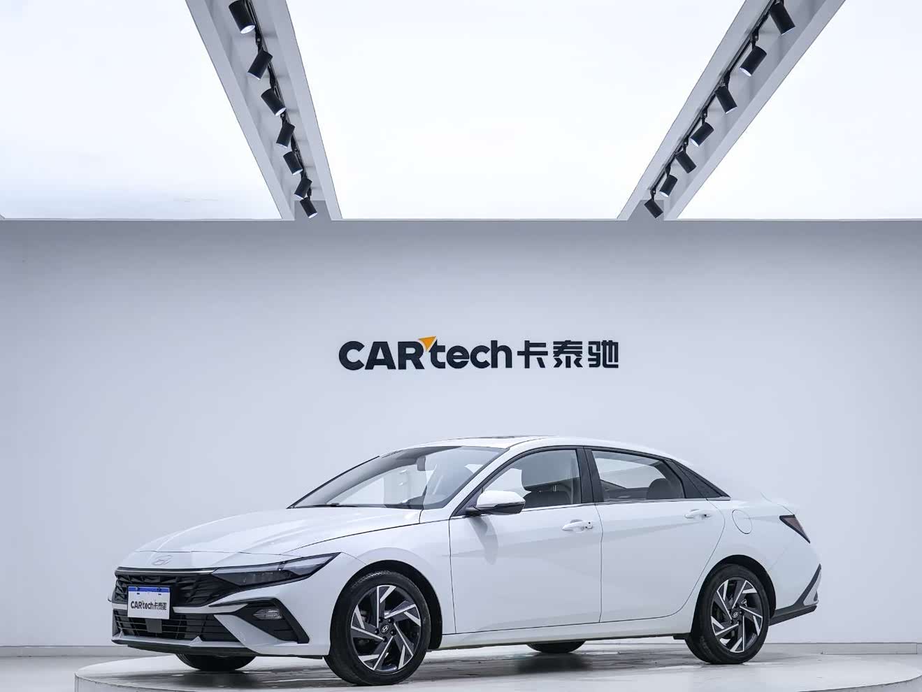 Hyundai Elantra 2024 imagen de coche 