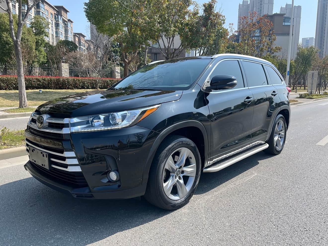 Toyota Highlander 2021 汽车图片 