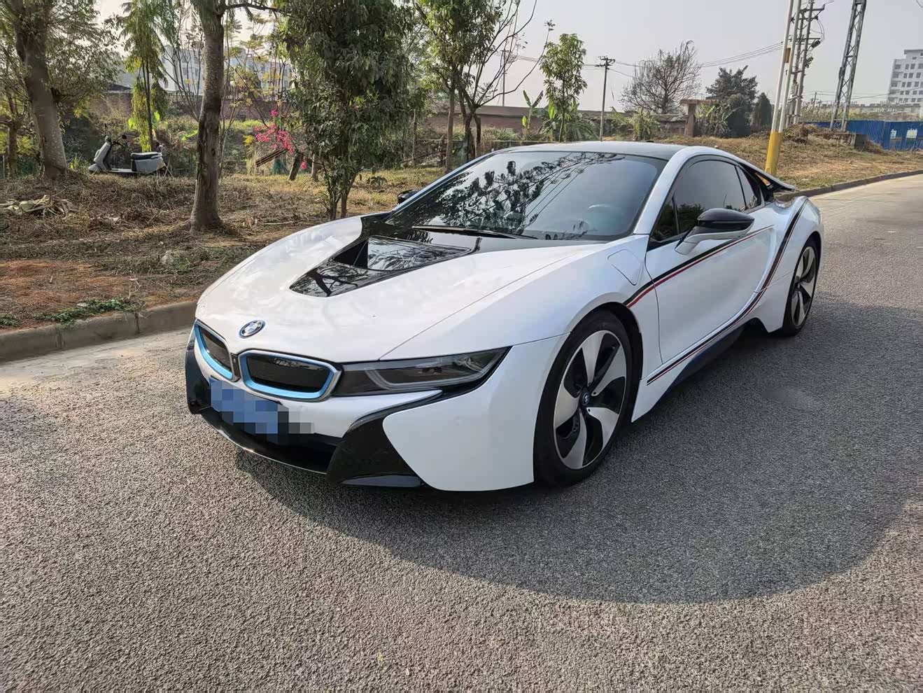 BMW i8 2018 汽车图片 