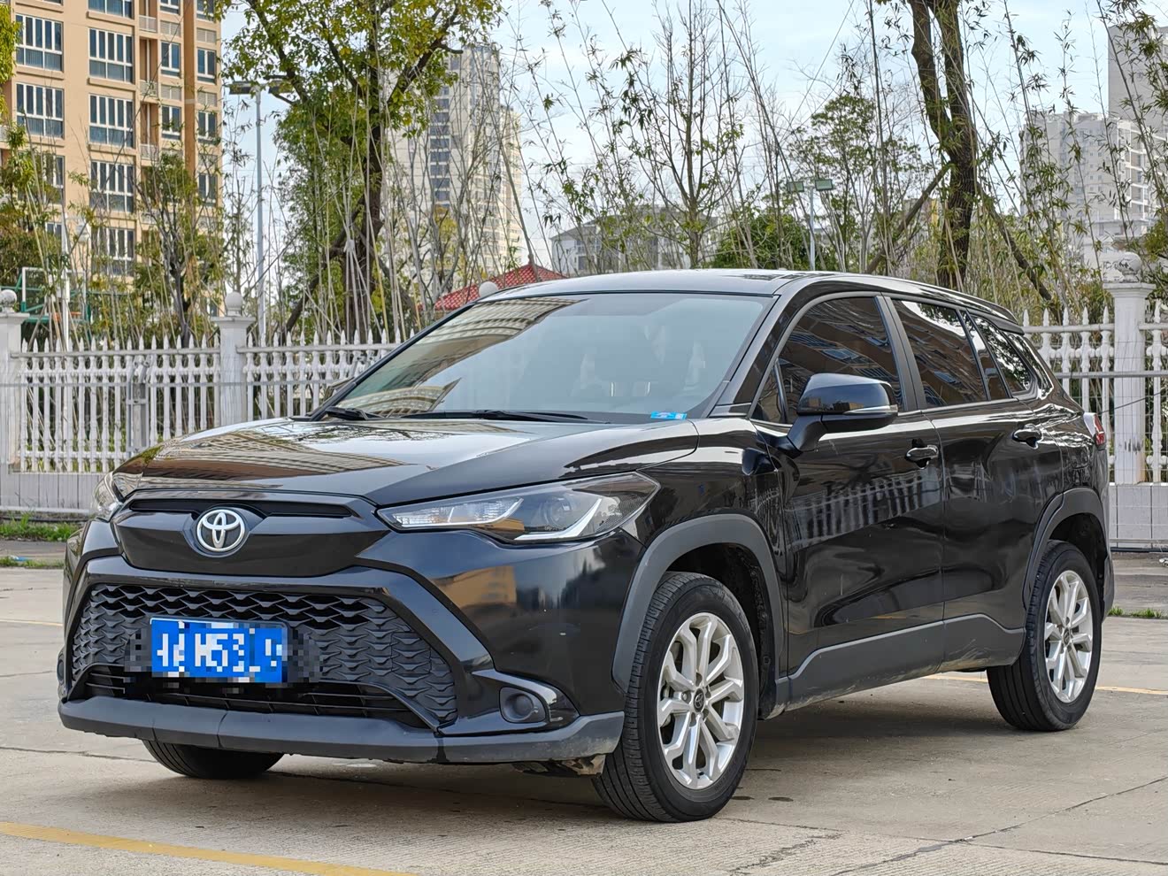 Toyota Frontlander 2023 汽车图片 