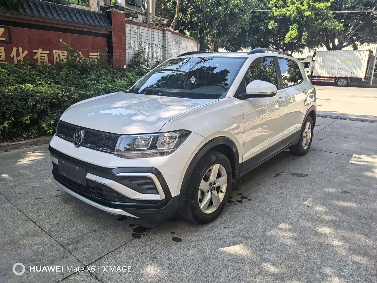 Volkswagen T-Cross 2023 car image 