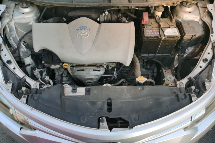 Toyota Vios 2015 car image #18
