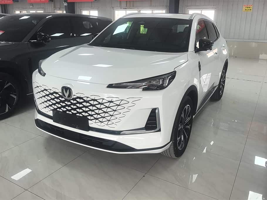 Changan CS55PLUS PHEV 2025 immagine di auto 