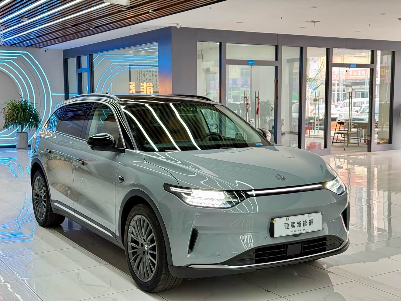 Leapmotor C11 2024 汽车图片 