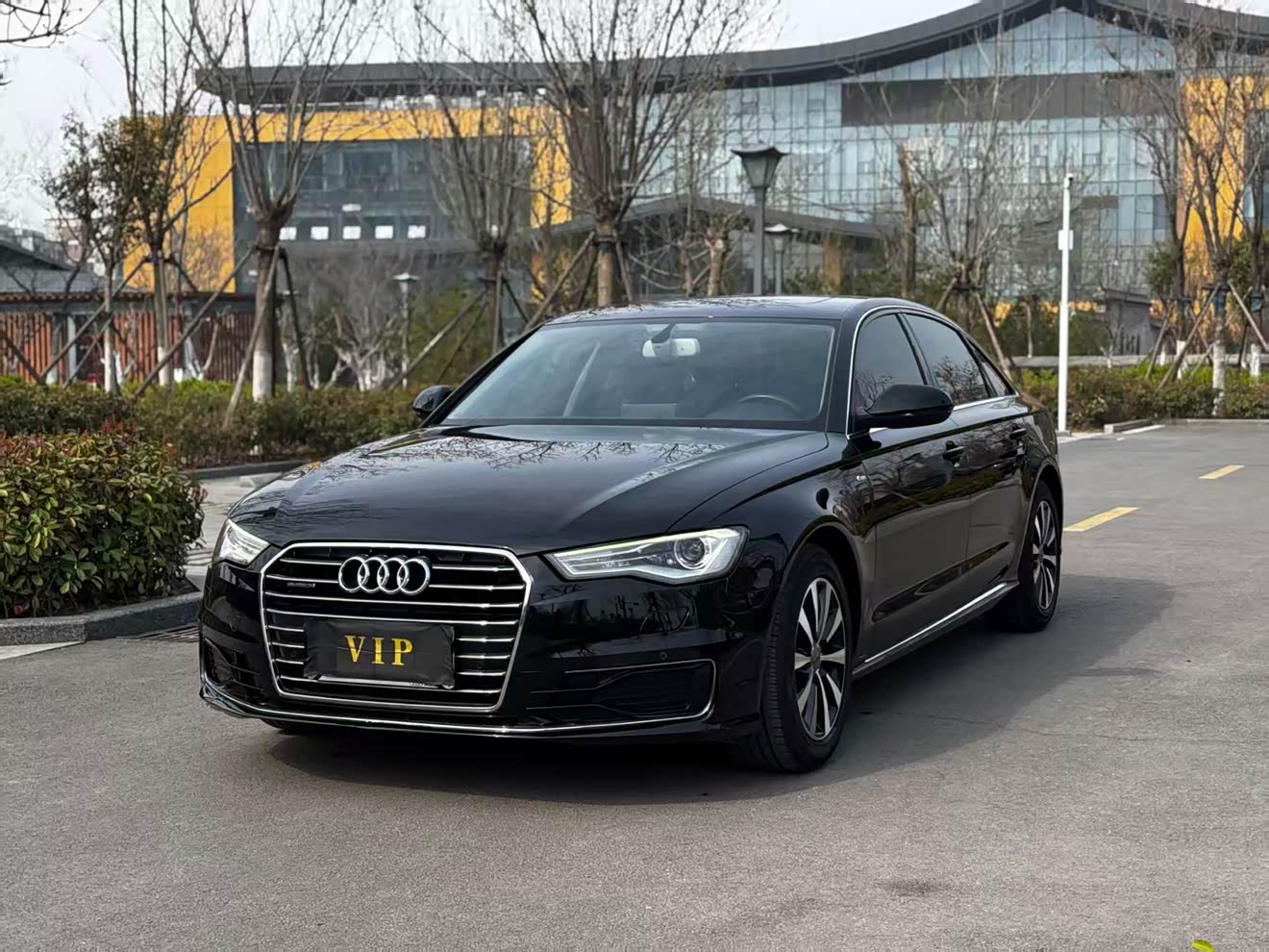 Audi A6L 2016 Audi A6L 2016 car image