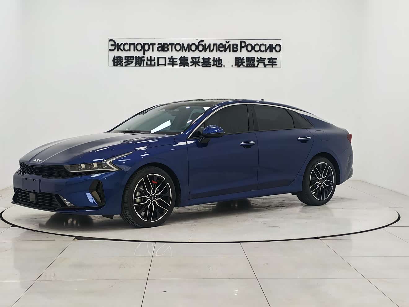 Kia K5 2022 汽车图片 