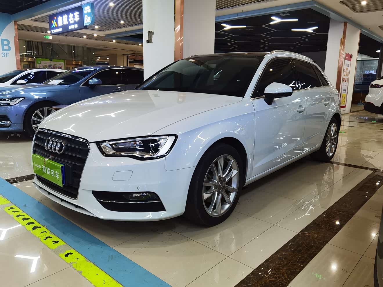 Audi A3 2018 car image 