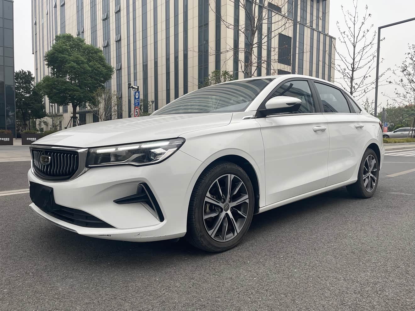 GEELY Emgrand 2021 car image 