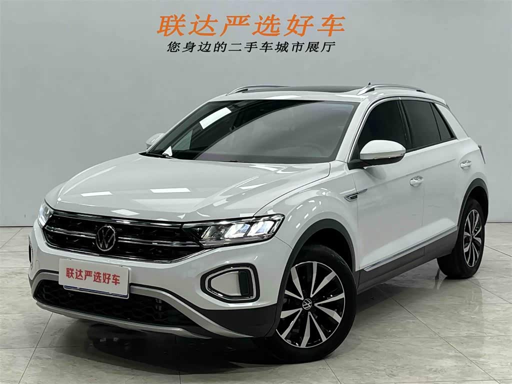 Volkswagen T-Roc 2023 Volkswagen T-Roc 2023 car image