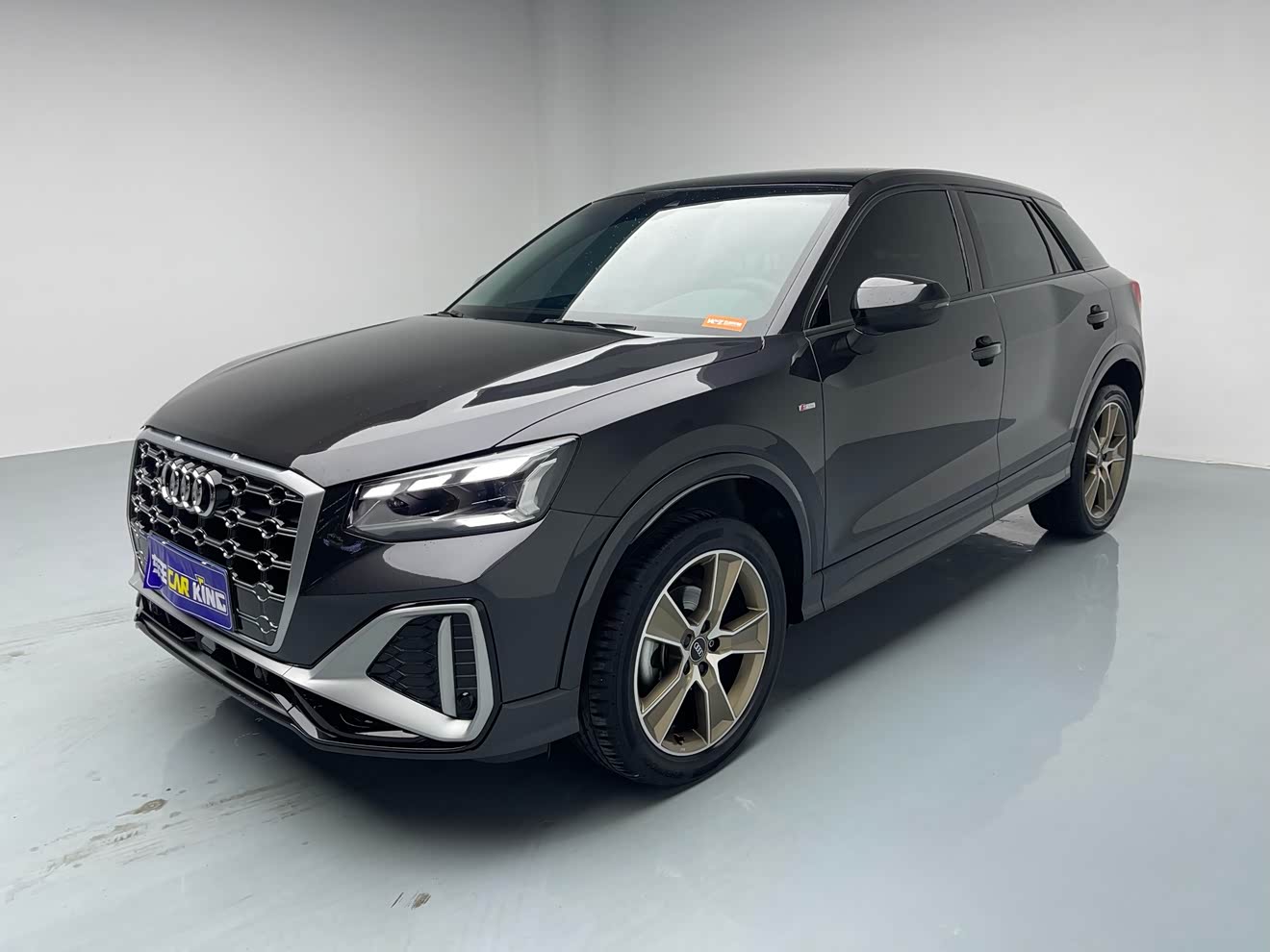 Audi Q2L 2022 汽车图片 