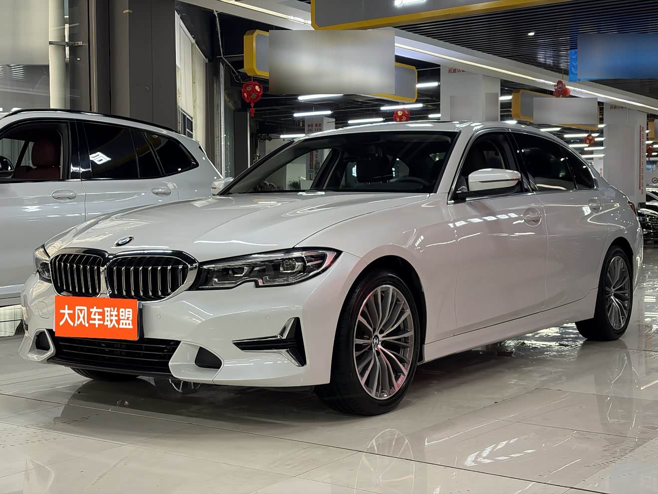 BMW 3 Series 2019 BMW 3 Series 2019 car image