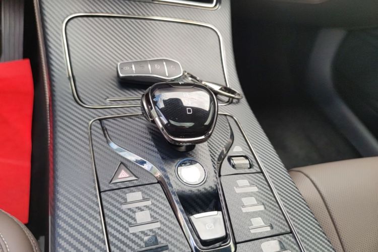 BYD Han 2024 car image #14