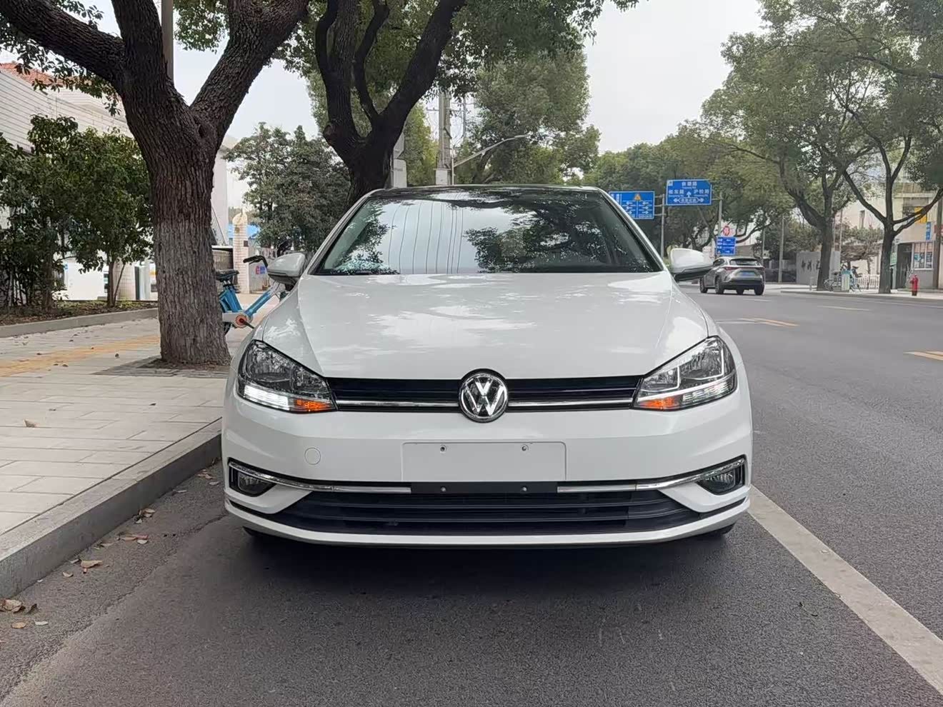 Volkswagen Golf 2015 car image 