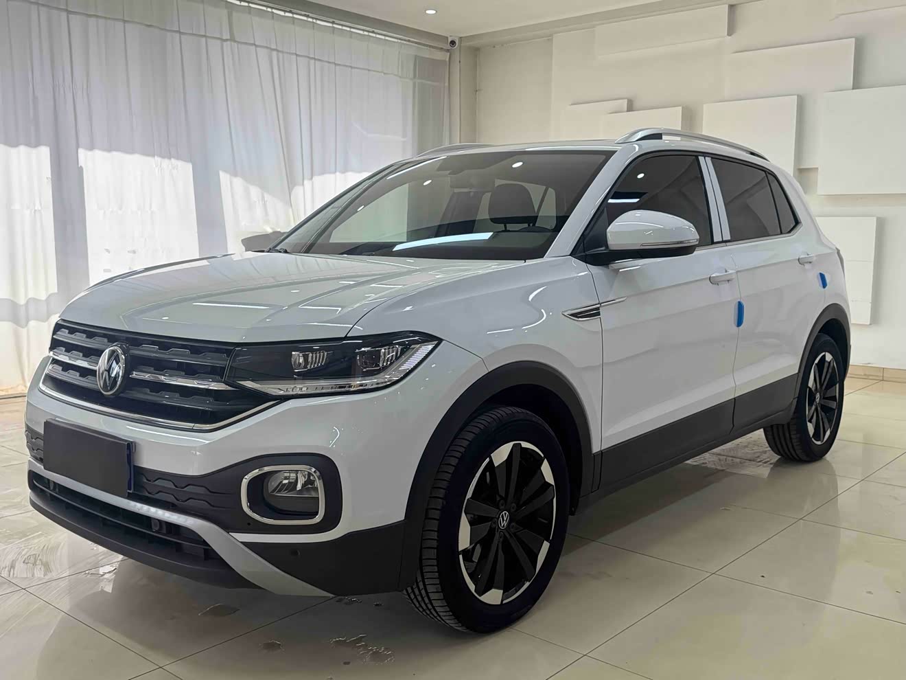 Volkswagen Tacqua 2022 car image 