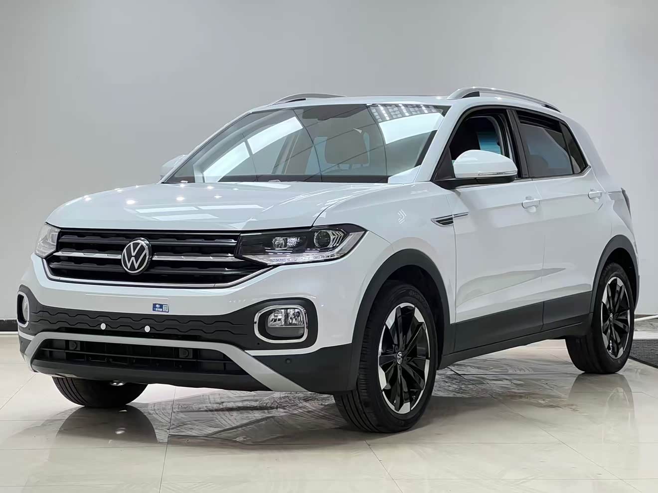 Volkswagen Tacqua 2022 car image 