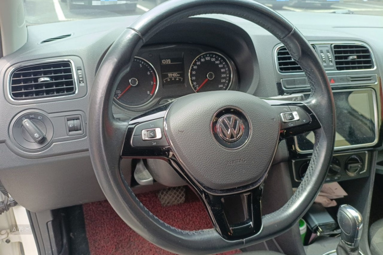 Volkswagen Polo 2018 #12 Volkswagen Polo 2018 car image #12