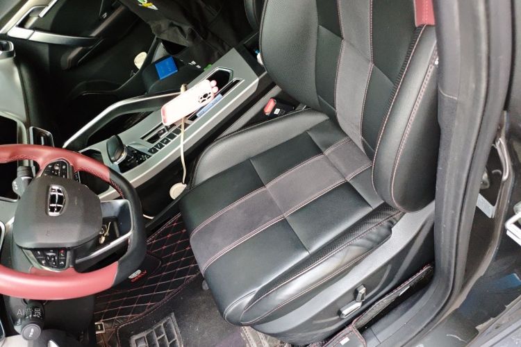 GEELY Coolray 2021 image de voiture #17